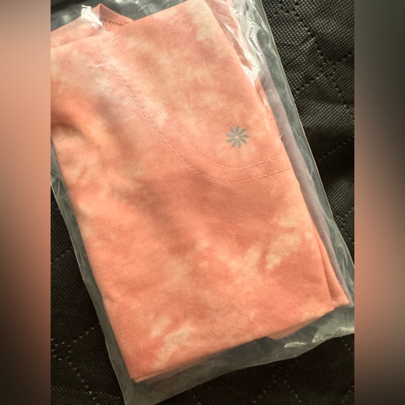 NEW ATHLETA Made To Move Gaiter Masks - Set of 2 - Picture 3 of 4